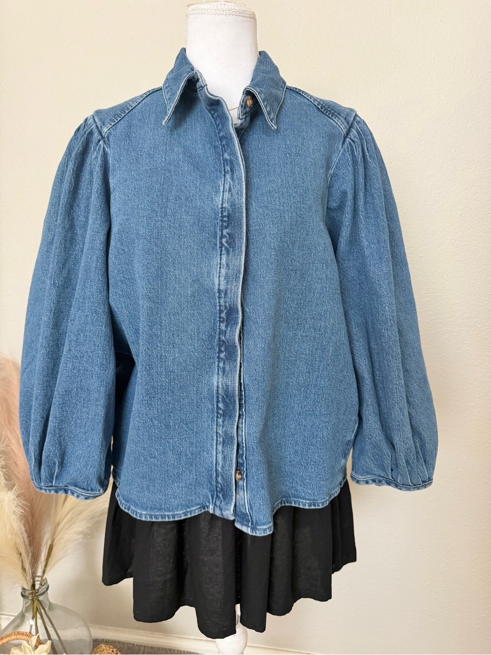 NWT Denim Button-Up Jacket in Blue - Picture 3 of 15